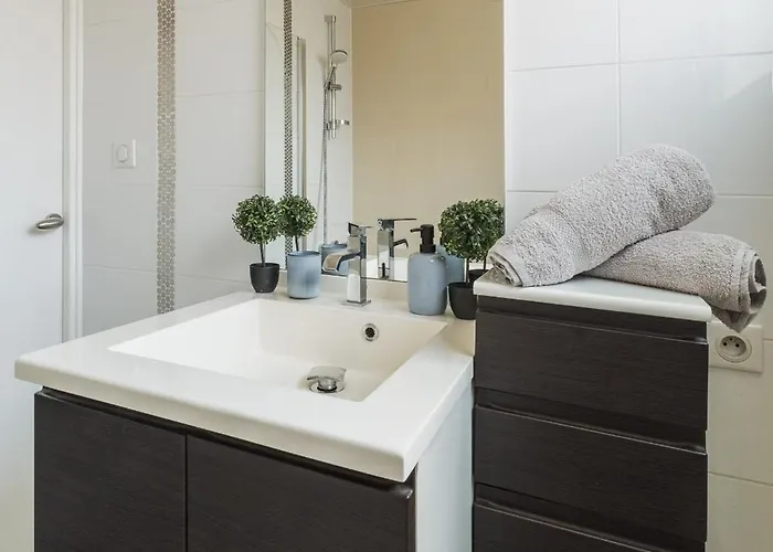 Le Casselardit -t4 Proche Hopital - Clim - Balcon *